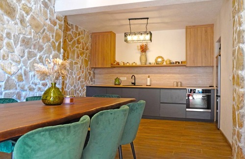 Trn Villa | Villa Ema - Luxury Villa with Swimming Pool