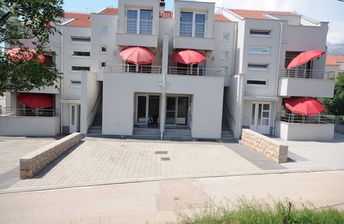 Starigrad Apartment | Villa Ema, where the sea touches the mountains.