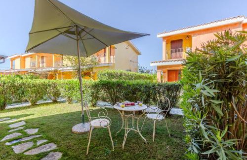 Sant'Anna Arresi Villa | Villa Emerald private compound swimming pool
