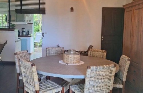 Petite-ÃŽle House | Villa Emeraude Montvert les Hauts - classée 4 étoiles, climatisée avec piscine