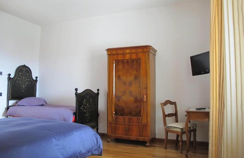 Castronno Bed & Breakfast | Villa Emilia