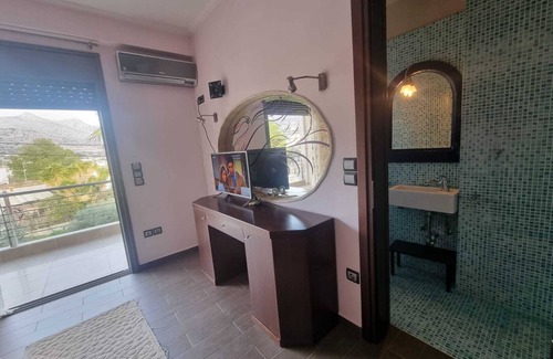 Nea Peramos Villa | Villa Emma Dimitrios near the beach