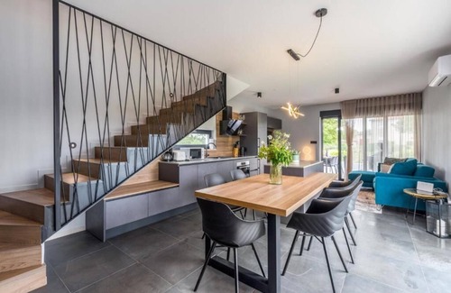 Muzini Villa | Villa Emma Louisa, Žminj