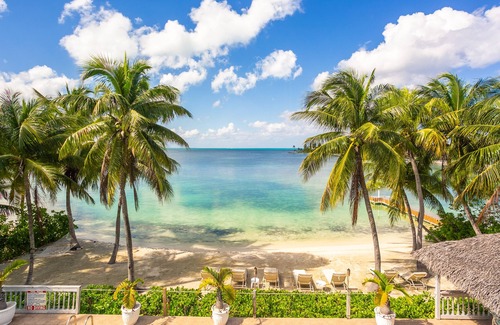 Rum Point Villa | Villa Emmanuel - Private Beachfront 5 Bedroom/4 Bath Villa near Rum Point