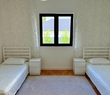 Mladenovac House | Villa EN