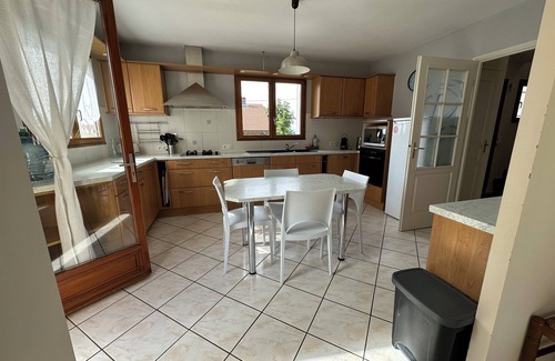 Publier Villa | Villa Entre lac et Montagnes : Calme et Verdoyant