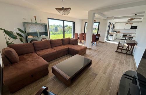 Hauteville-sur-Mer House | Villa entre Terre et Mer