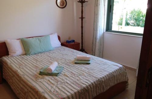 Palaiokastro House | Villa Erato
