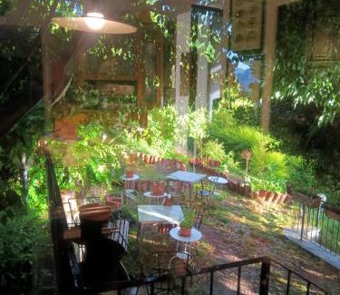 Guardabosone Bed & Breakfast | Villa Erbetta