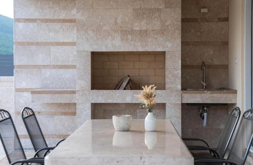 Trn Villa | Villa Ero