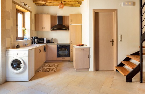 Makhairoi Villa | Villa Erontas-luxurius villa with private heated jacuzzi