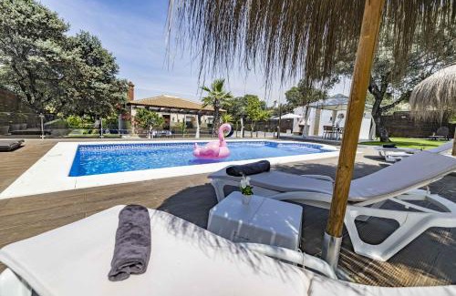 Castilblanco de los Arroyos Villa | Villa mis Raices