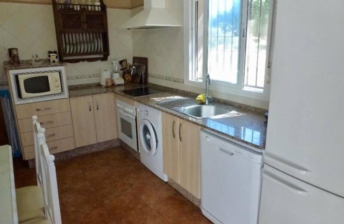 Chiclana de la Frontera Villa | Villa with beautiful exterior near the beach