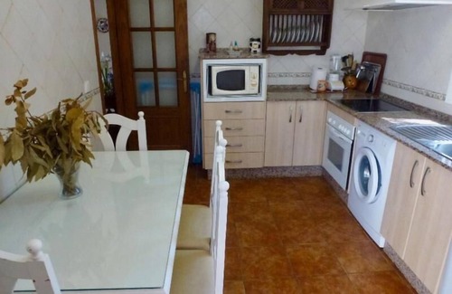 Chiclana de la Frontera Villa | Villa with beautiful exterior near the beach