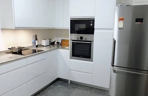 San Vicente del Raspeig Villa | Villa with Private Pool in Alicante/BBQ/Fitnesscenter/Sauna