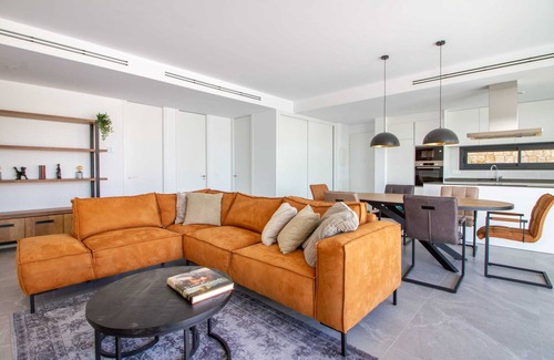 Finestrat Villa | Villa Esmeralda 20 by Bookaparadise