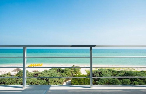 San Benito House | Villa Esmeralda, Luxury Beachfront