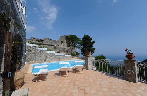 Pogerola Villa | Villa Eustachio beautiful villa on the Amalfi coast