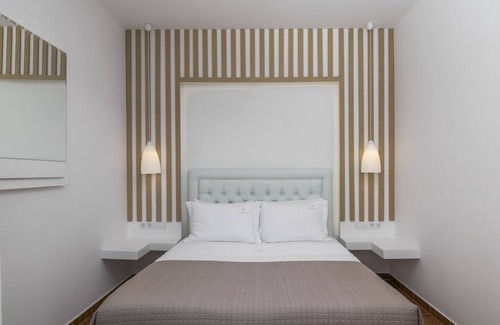 Adamas Villa | Villa Eva Milos: 4 Bedroom, Private Pool & BBQ, 200m away from the beach