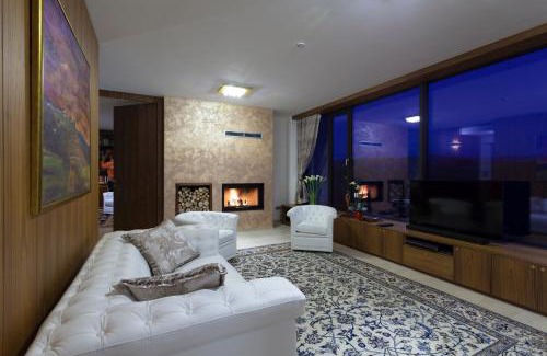 Kozana House | Villa EVA
