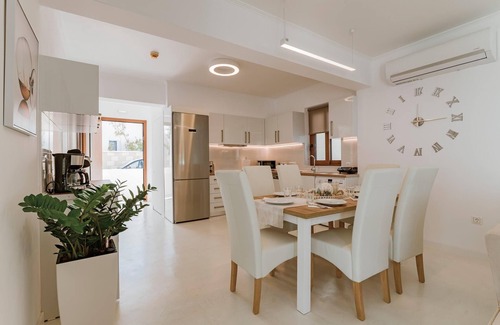 Gennadi Villa | Villa Eventide