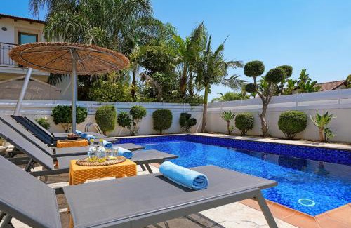Ayia Thekla House | Villa Evia - Walking to Med Sea