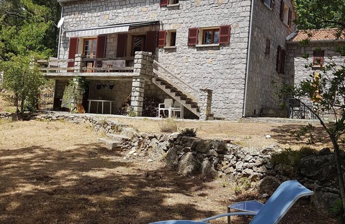 Ghisoni House | Villa Face au Kyrie : Véritable Havre de Paix