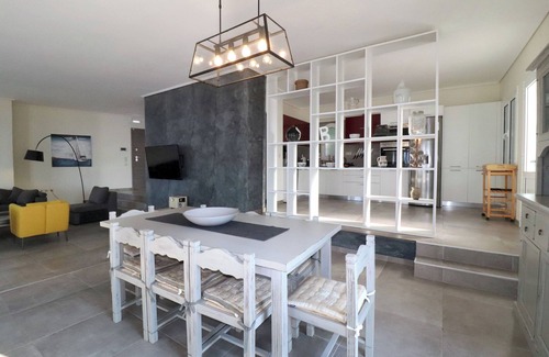 Pirgi Villa | Villa Faiax - stunning pool views Ipsos bay