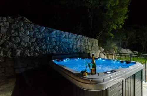 Dunave Krajnje Villa | Villa Falcon Rook