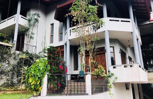 Anniwatta Hotel | Villa Familia