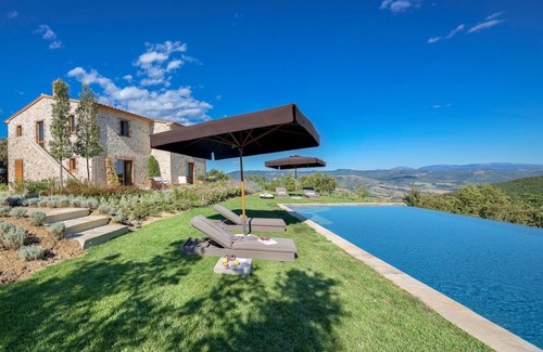 Montelovesco Villa | VILLA FELICE - Three Bedroom Villa, Sleeps 6
