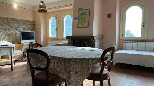 Giuliano di Roma Apartment | Villa Felici