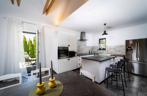 Horka House | Villa Felicità Pool House