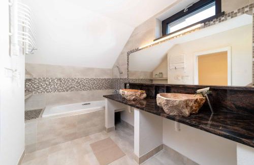 Horka House | Villa Felicità Pool House