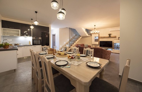 Kastel Gomilica Villa | Villa Fidelissima