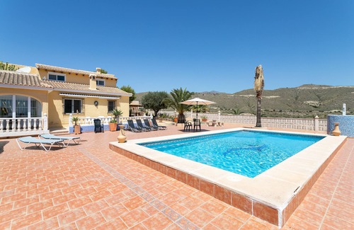 Coveta Fuma Villa | Villa Filip with Fantastic Sea View, Pool & Wi-Fi