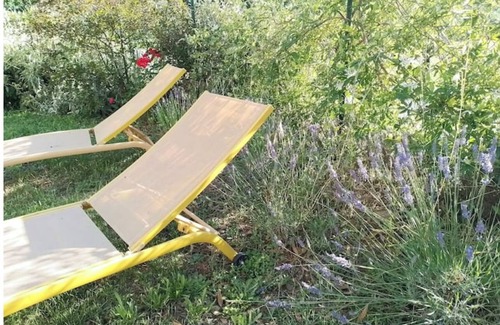 Le Chaffaut-Saint-Jurson Villa | Villa Flora, Panoramic view - Garden - 7 km Lake in a Provence hamelet