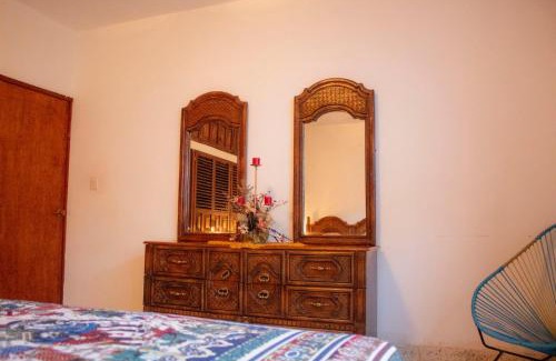Mascota House | Villa Flores, casa en el centro de Mascota