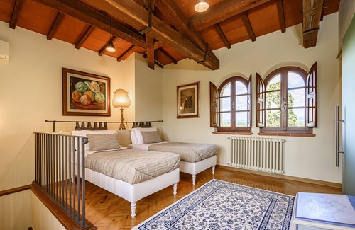 Santarello Villa | Villa for 16 private pool, Montepulciano and Pienza area very close to town.