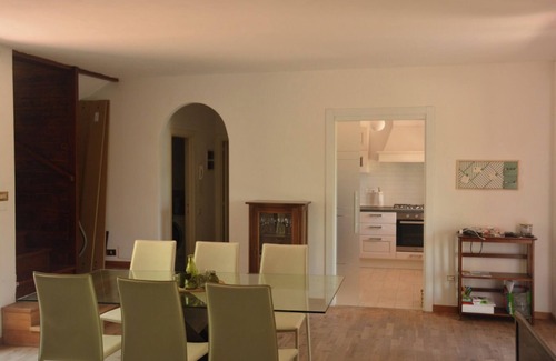 Collesanto Villa | Villa for 8p with private pool in the heart of Umbria, in nature and near Tuscany