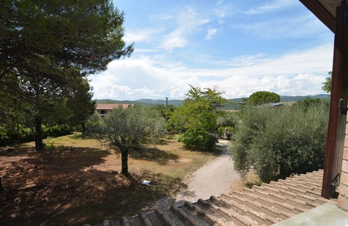 Collesanto Villa | Villa for 8p with private pool in the heart of Umbria, in nature and near Tuscany