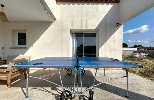 Saint-Andre-de-Roquelongue Villa | Villa Grivia - Maison avec grand jardin - Piscine - Pétanque - Ping Pong