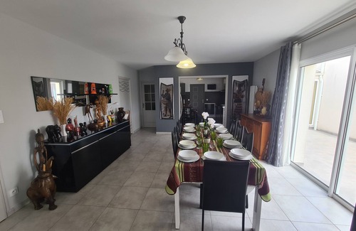 Saint-Gilles-Croix-de-Vie Villa | Villa "Le Paradis Bleu" Heated pool and beach 250 m'away