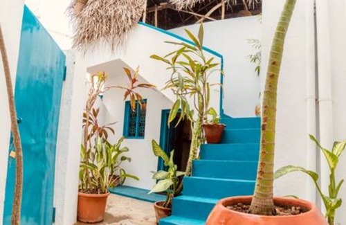 Pondicherry Beach House | Villa Frangipani - Sea Front, AC, Wifi