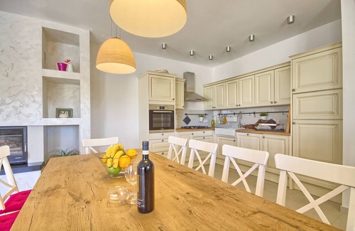 Grandici Villa | Villa Fumeti