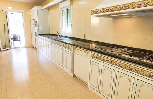 La Florida Villa | Villa Grande del Aljarafe