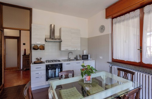 Arona Villa | Villa Gabri 1 surrounded by greenery for families within walking distance of the lake and the center