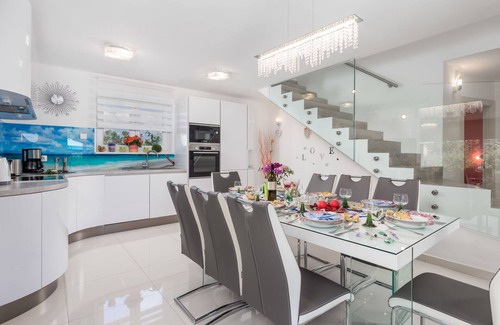Rogocana House | Villa Gabriel by Interhome