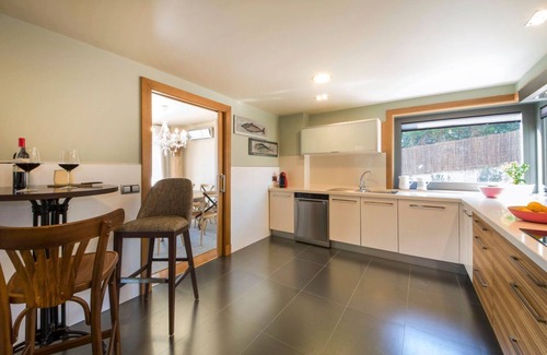 Montalvo Villa | Villa Galiza - Five Bedroom Villa, Sleeps 10
