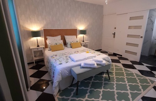 Saint-Paul Bed & Breakfast | VILLA GARRIGA: Double Room - Sea View